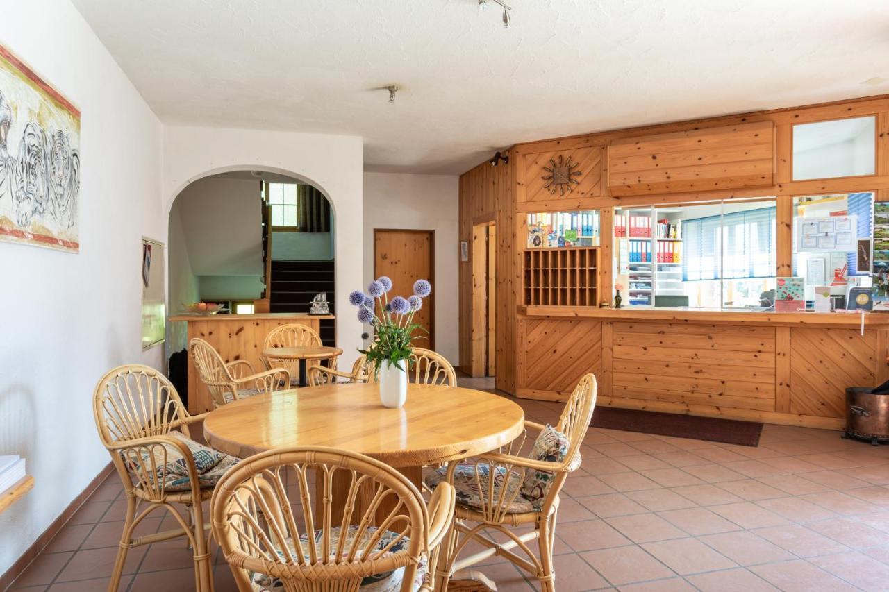 Hotel Gravas Lodge - Das Hotel Fuer Gaeste Mit Hund Vella Zewnętrze zdjęcie